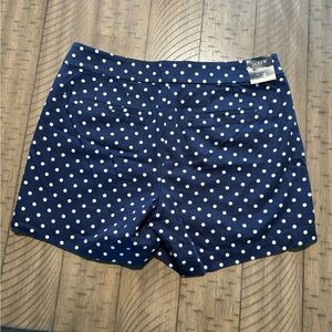 J.Crew nwt 5” shorts size 4 100% cotton blue polka dot